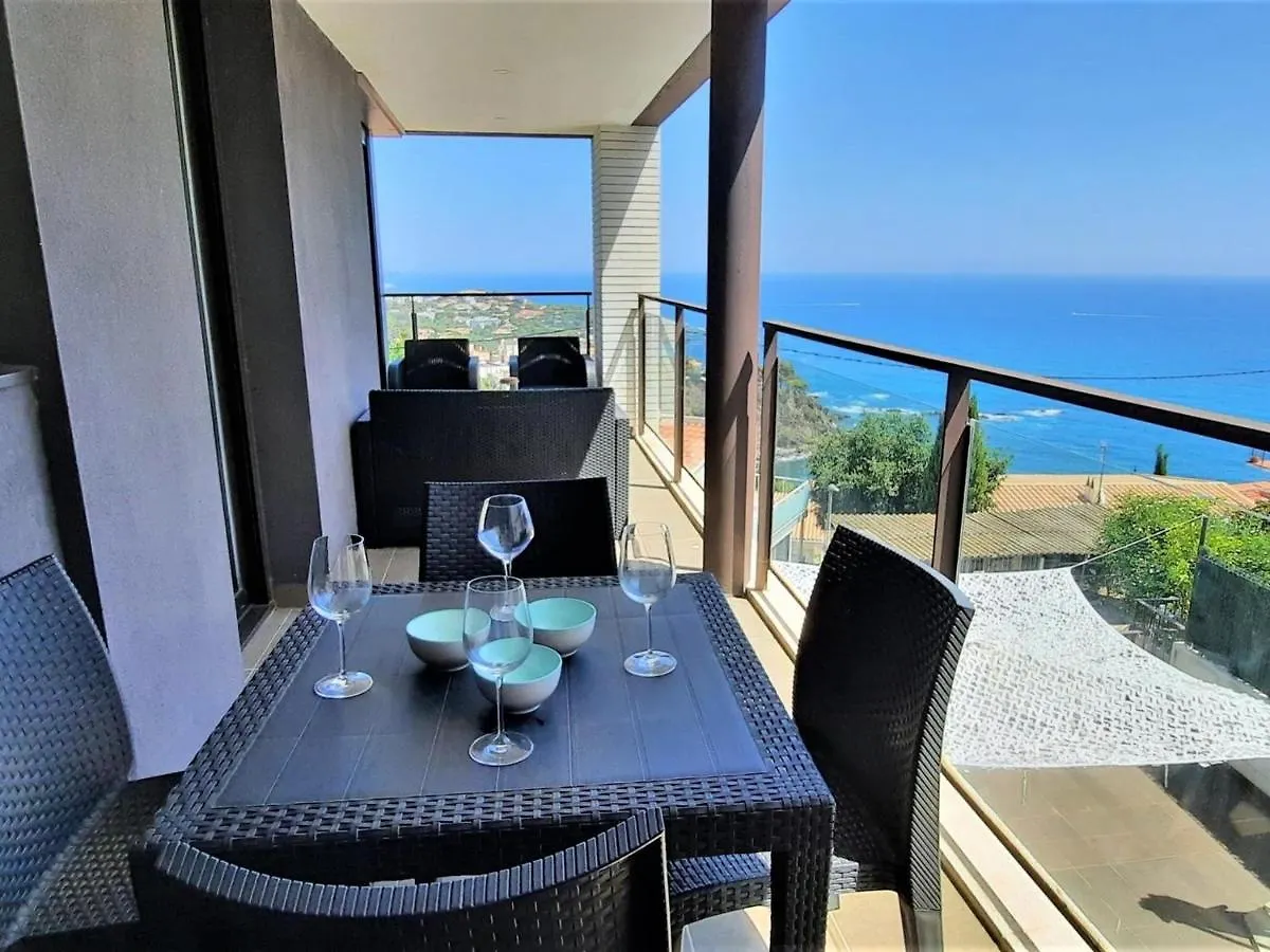 Encantador Apartamento Con Terraza En Llanca - Es-170-74 Apartment